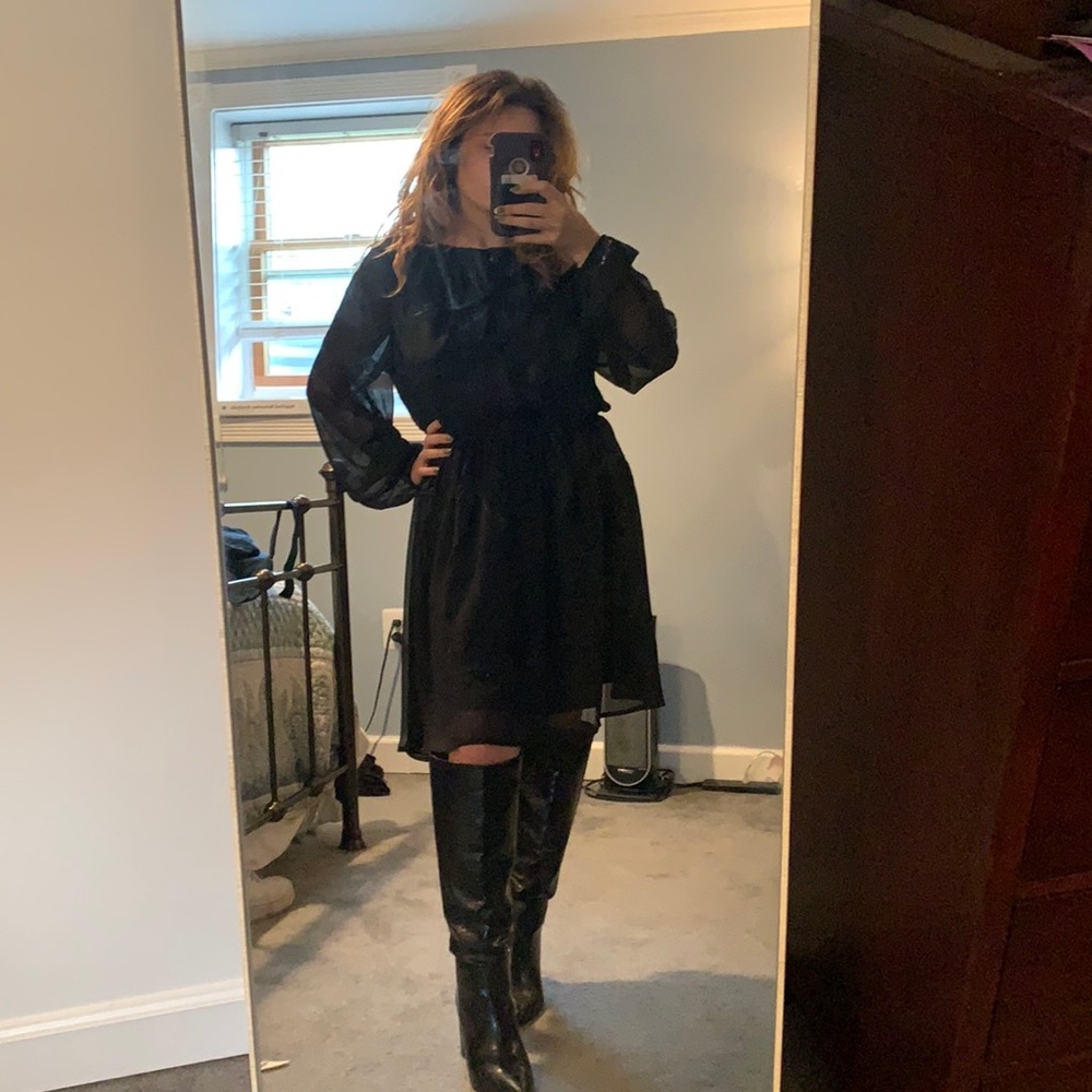 BNWT Black Chiffon Balloon Sleeve Dress